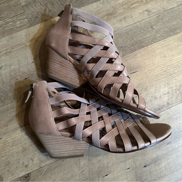 Eileen Fisher Oodle Caged Sandles - Picture 4 of 13